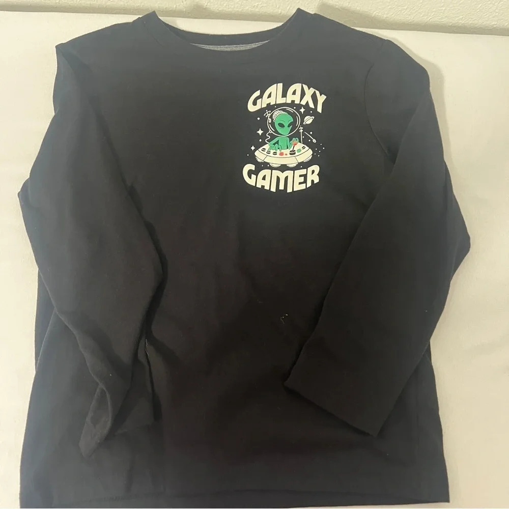 Old Navy Boys Small Bundle of (5) Graphic Tees Short & Long Sleeves NWT/EUC